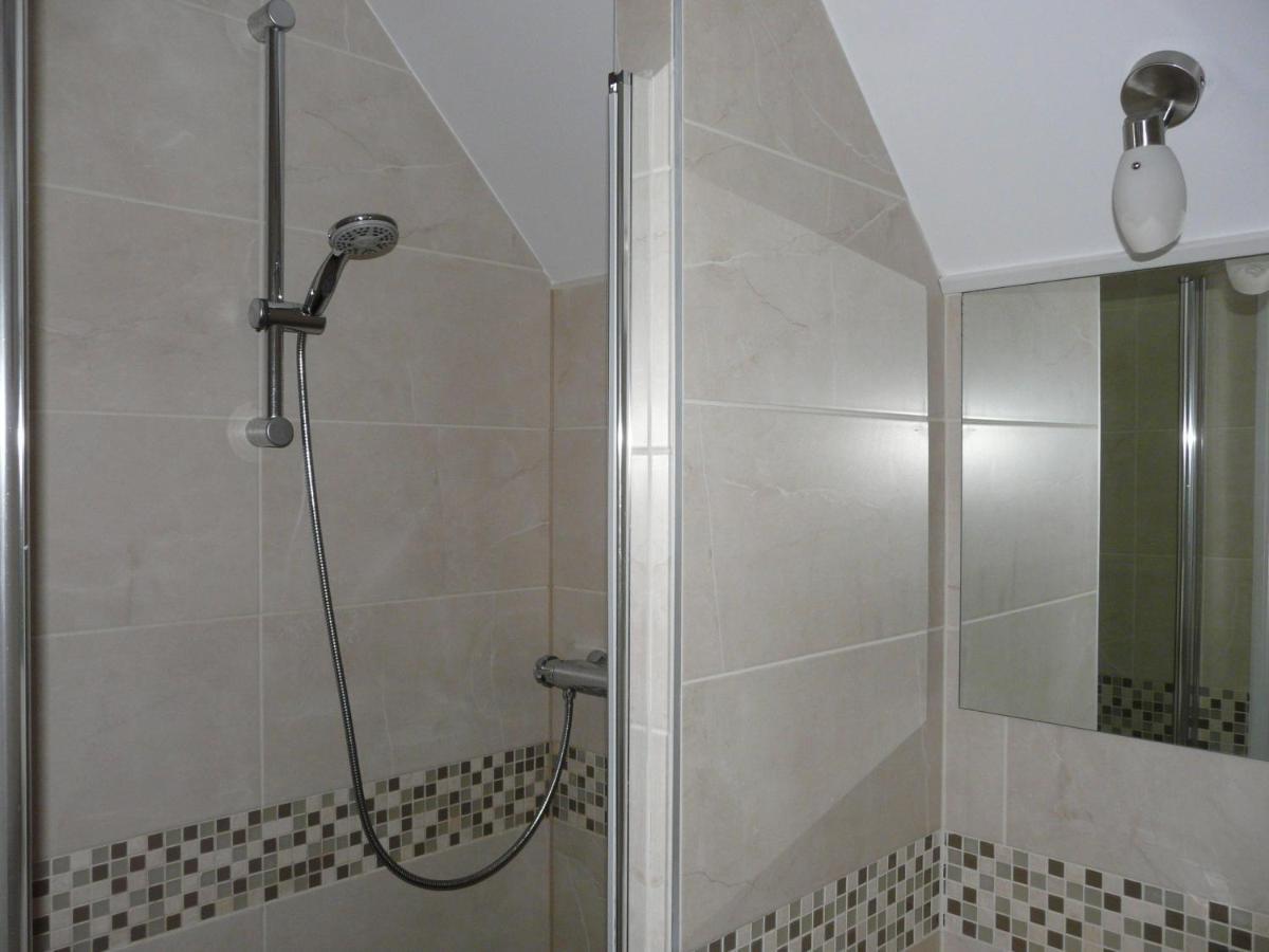 Mamoucafecouette Bed & Breakfast Roz sur Couesnon Bagian luar foto