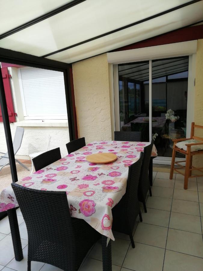 Mamoucafecouette Bed & Breakfast Roz sur Couesnon Bagian luar foto